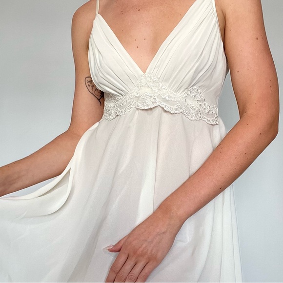 Jones New York Off-white Slip Dress Sz Small - Picture 1 of 5